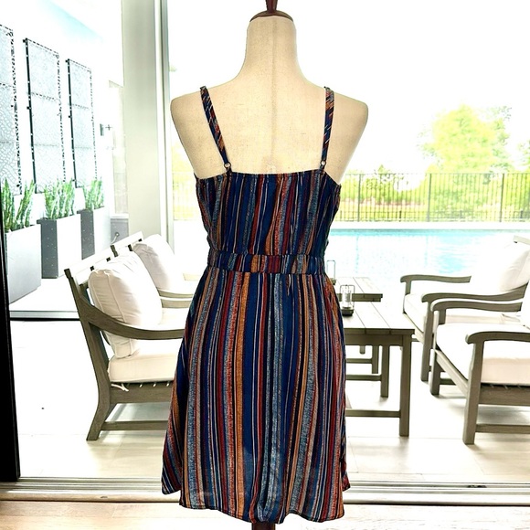 SHEIN dress - Picture 4 of 8